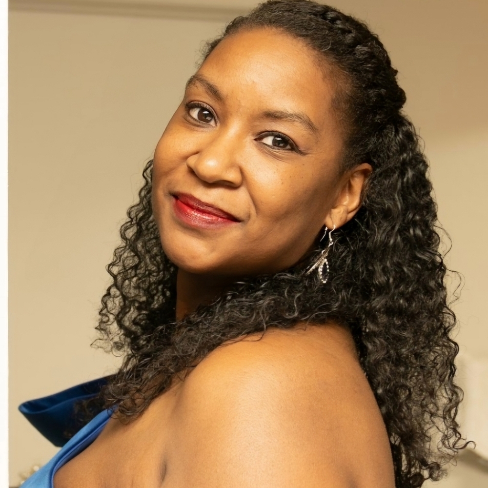 Meet your Posher, Karessa